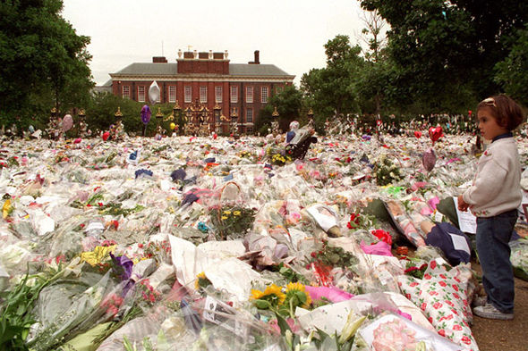 Tributes to Princess Diana in 1997