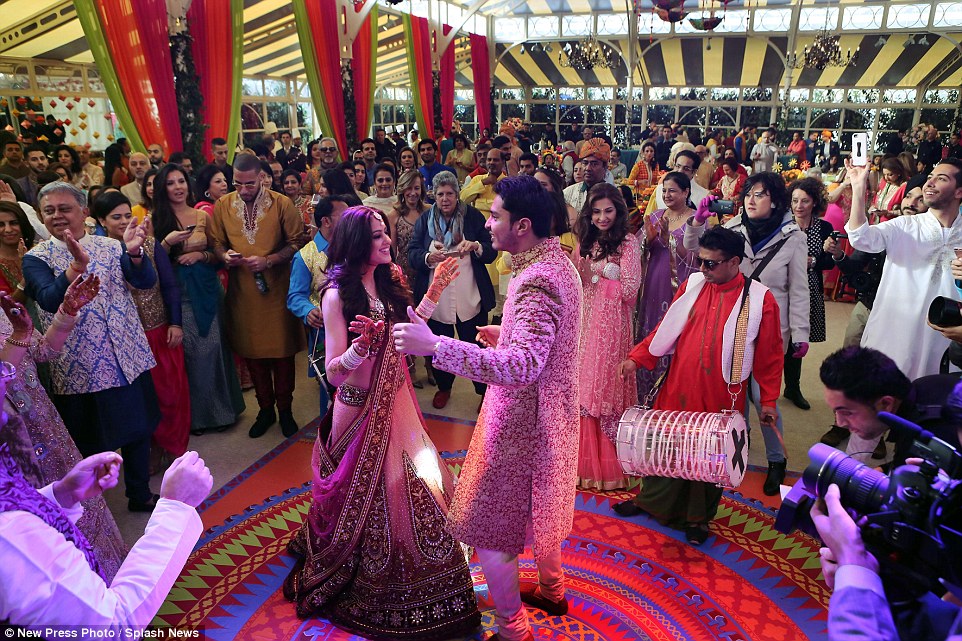 Around 500 guests were invited to the three day ceremony in the Italian city and spent yesterday evening at a lavish party where they danced