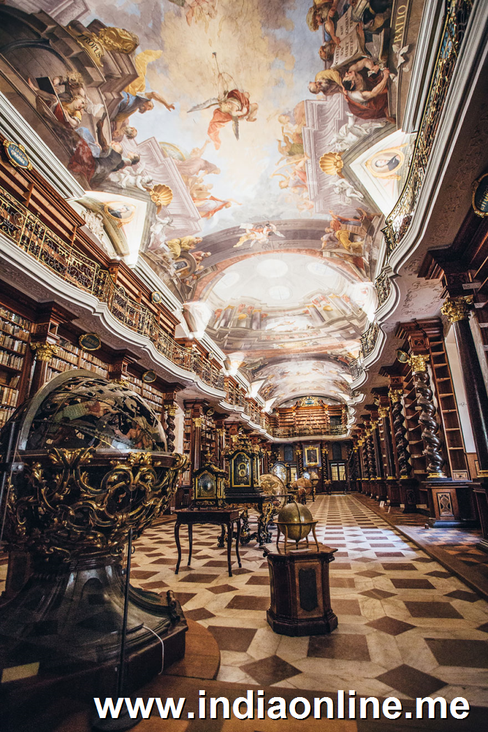 the-klementinum-national-library-czech-republic-7