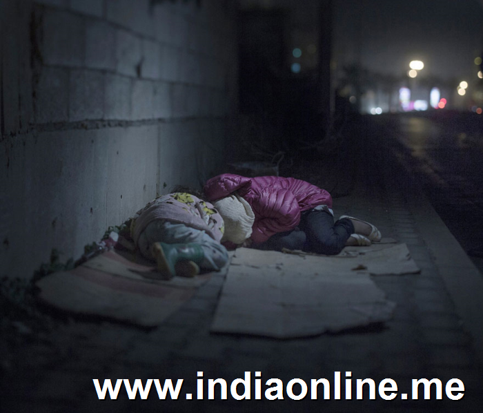 where-children-sleep-syrian-refugee-crisis-photography-magnus-wennman-8