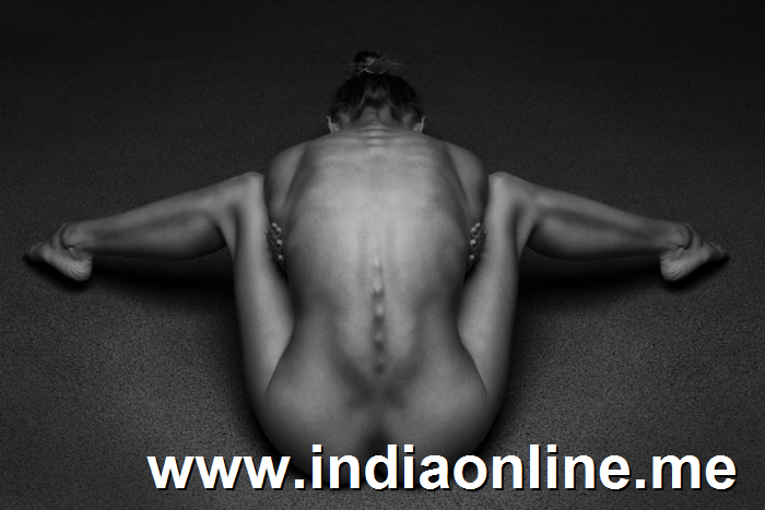black-and-white-portraits-women-body-bodyscapes-anton-belovodchenko-12