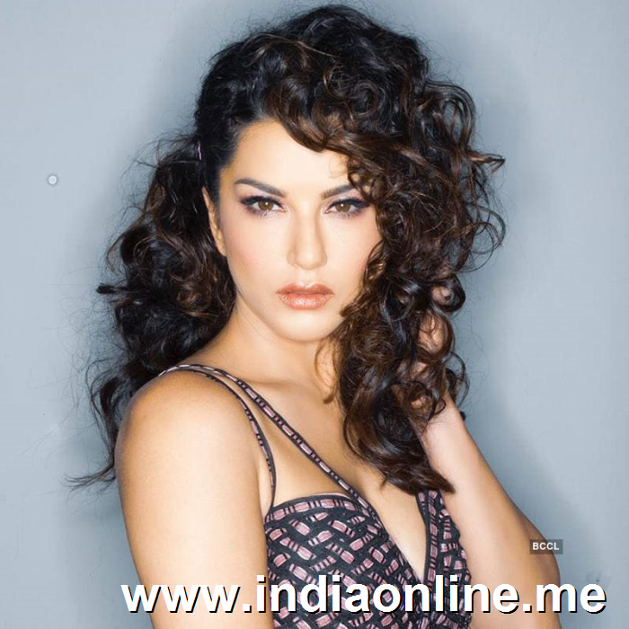 Sunny Leone is all set to take your breath away with her sultry pictures