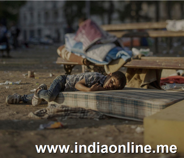where-children-sleep-syrian-refugee-crisis-photography-magnus-wennman-4